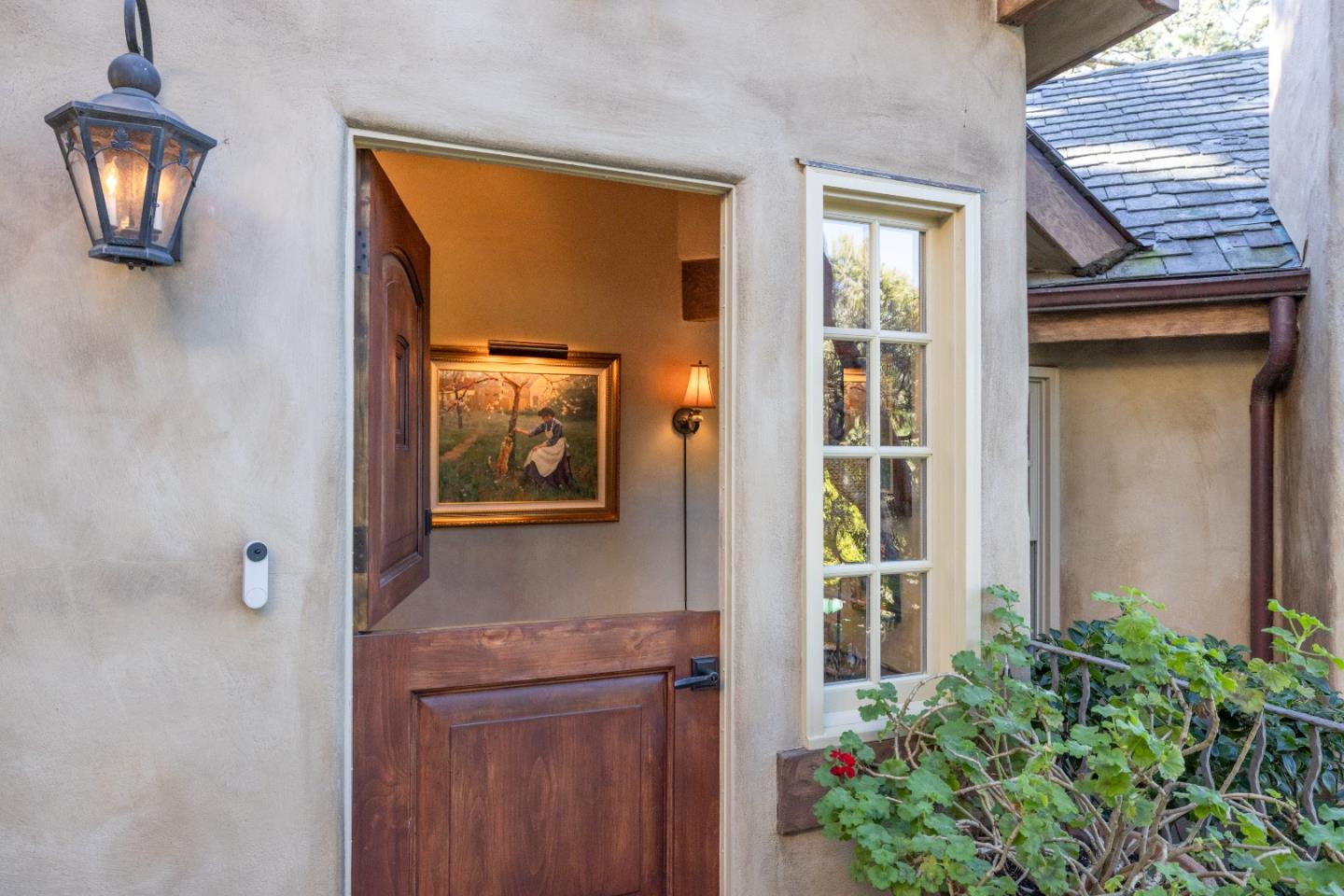 Detail Gallery Image 7 of 72 For Santa Fe 3 Se of 4th, Carmel,  CA 93921 - 3 Beds | 2 Baths