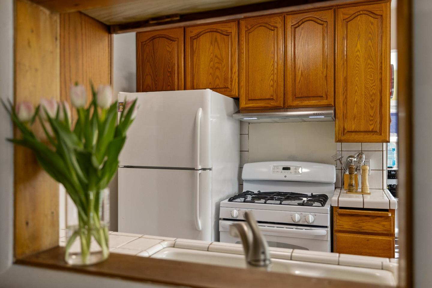 Detail Gallery Image 9 of 36 For 748 Alice St, Monterey,  CA 93940 - 3 Beds | 2 Baths