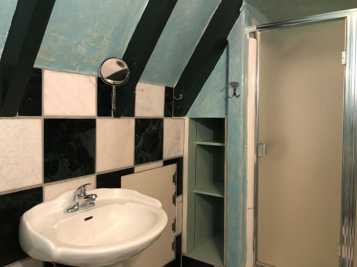 Detail Gallery Image 24 of 49 For 160 Monterey Ave, Pacific Grove,  CA 93950 - – Beds | – Baths