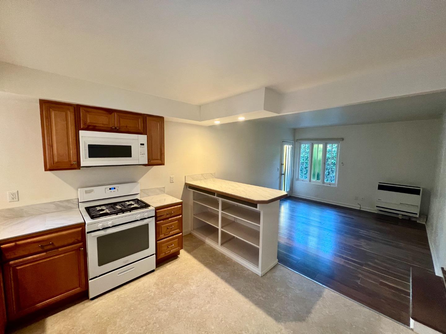 Detail Gallery Image 32 of 49 For 160 Monterey Ave, Pacific Grove,  CA 93950 - – Beds | – Baths