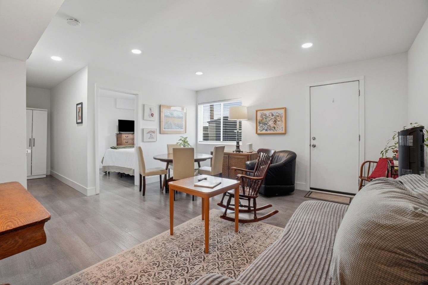 Detail Gallery Image 17 of 32 For 105 Oakridge Dr, Daly City,  CA 94014 - 4 Beds | 2 Baths