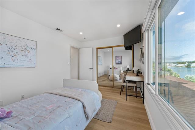 Detail Gallery Image 29 of 56 For 707 Santa Cruz Ln, Foster City,  CA 94404 - 3 Beds | 2/1 Baths