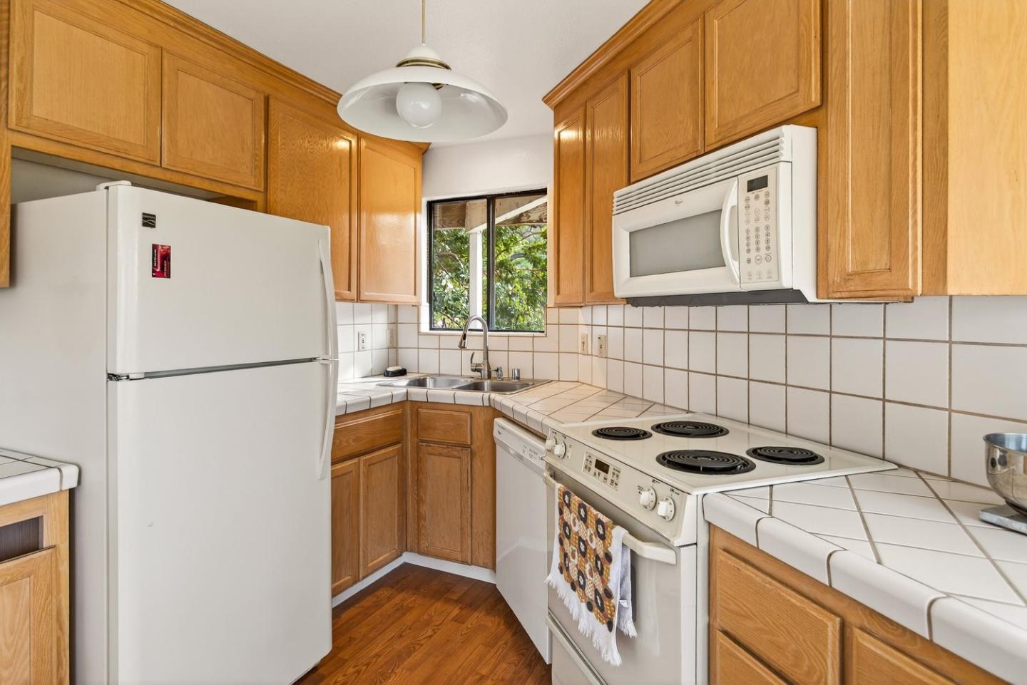 Detail Gallery Image 18 of 25 For 18616 Skuse Ct, San Jose,  CA 95120 - 3 Beds | 2/1 Baths