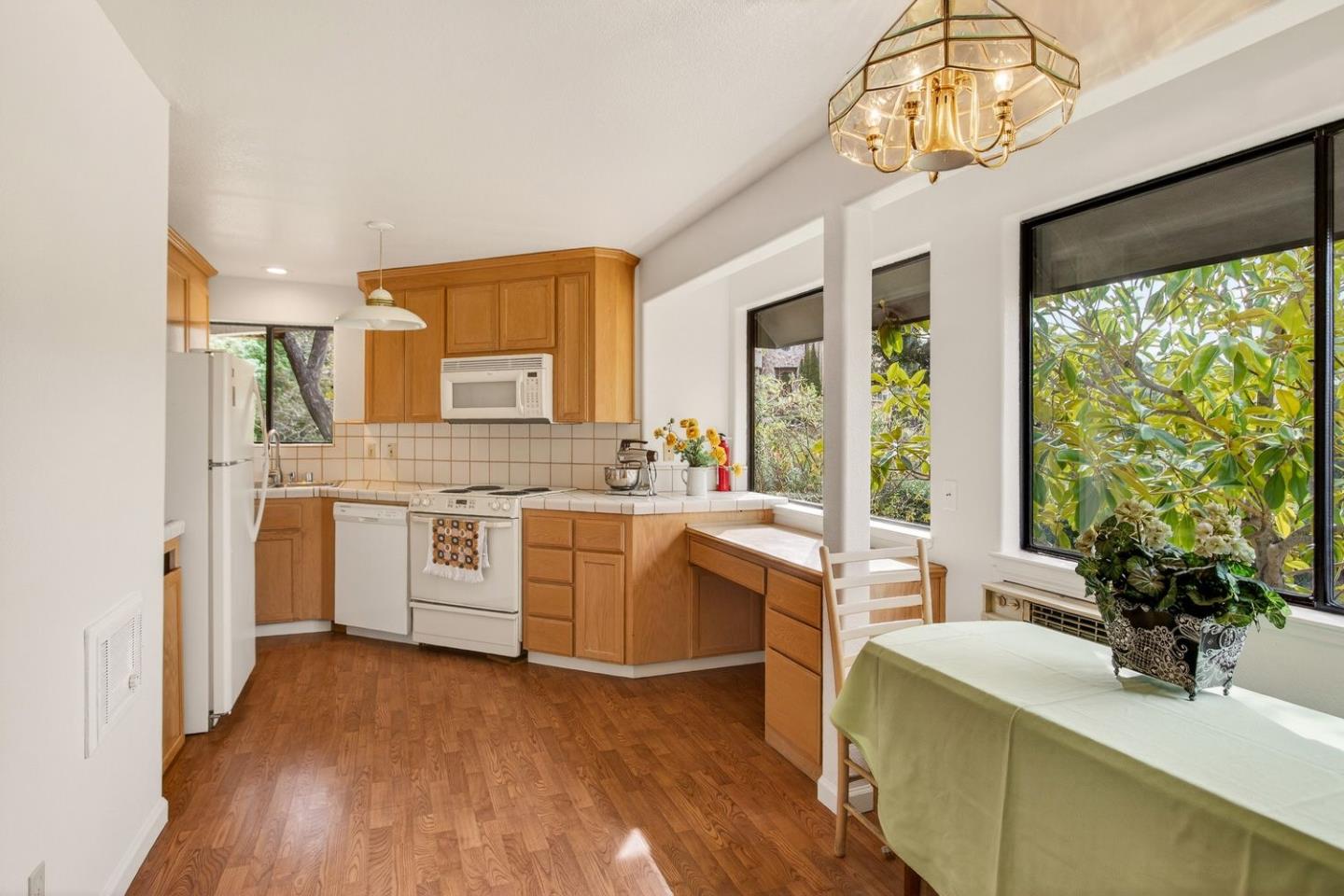 Detail Gallery Image 19 of 25 For 18616 Skuse Ct, San Jose,  CA 95120 - 3 Beds | 2/1 Baths