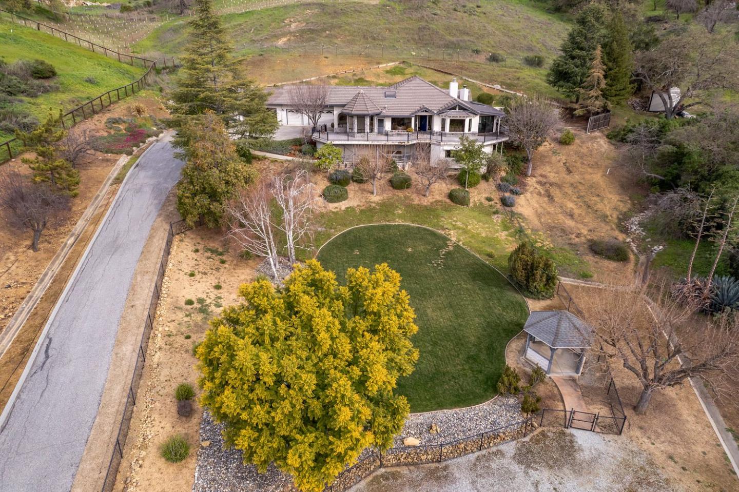 Detail Gallery Image 23 of 25 For 18616 Skuse Ct, San Jose,  CA 95120 - 3 Beds | 2/1 Baths