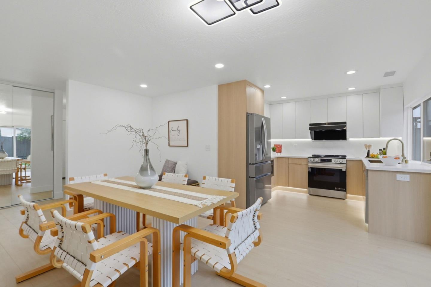 Detail Gallery Image 14 of 28 For 5316 Entrada Olmos, San Jose,  CA 95123 - 3 Beds | 2 Baths