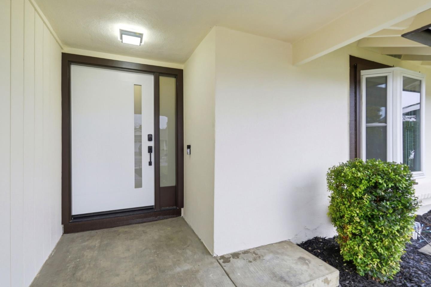 Detail Gallery Image 5 of 28 For 5316 Entrada Olmos, San Jose,  CA 95123 - 3 Beds | 2 Baths