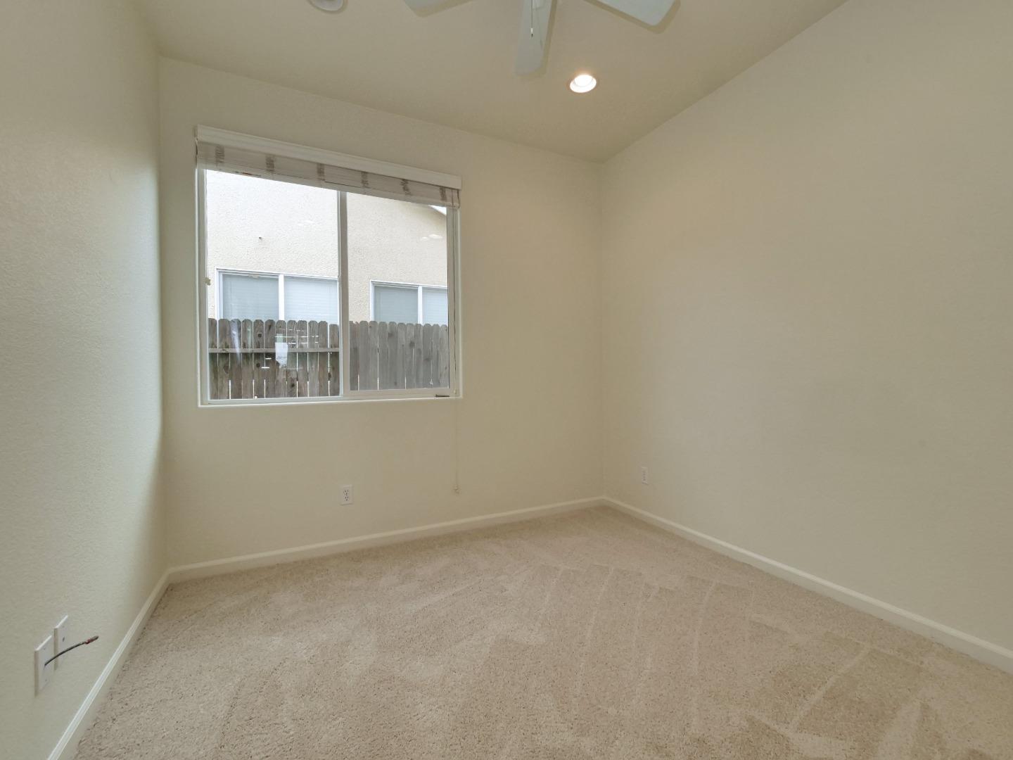 Detail Gallery Image 30 of 48 For 5721 Beadnell Way, Sacramento,  CA 95835 - 4 Beds | 2 Baths