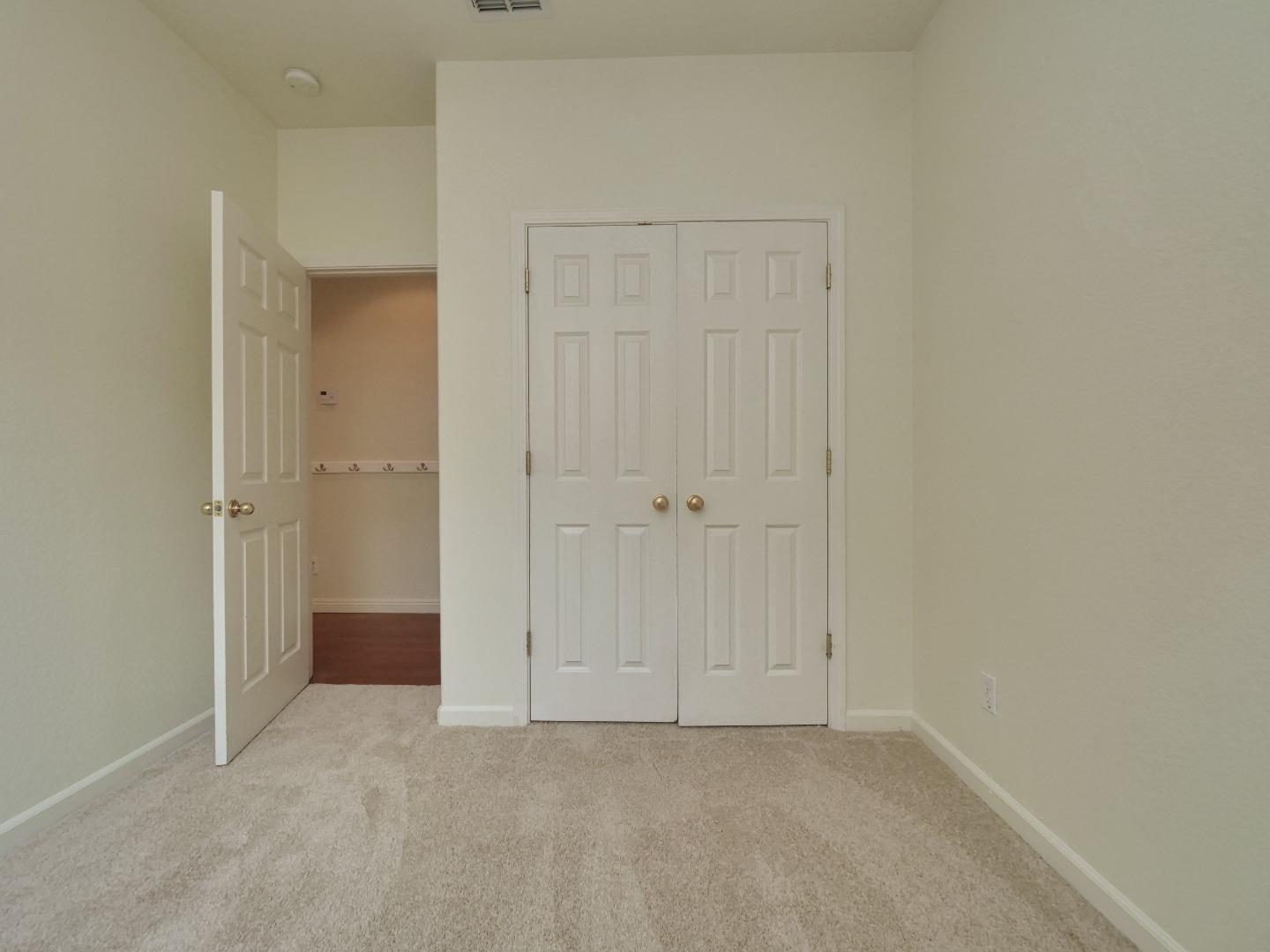 Detail Gallery Image 34 of 48 For 5721 Beadnell Way, Sacramento,  CA 95835 - 4 Beds | 2 Baths