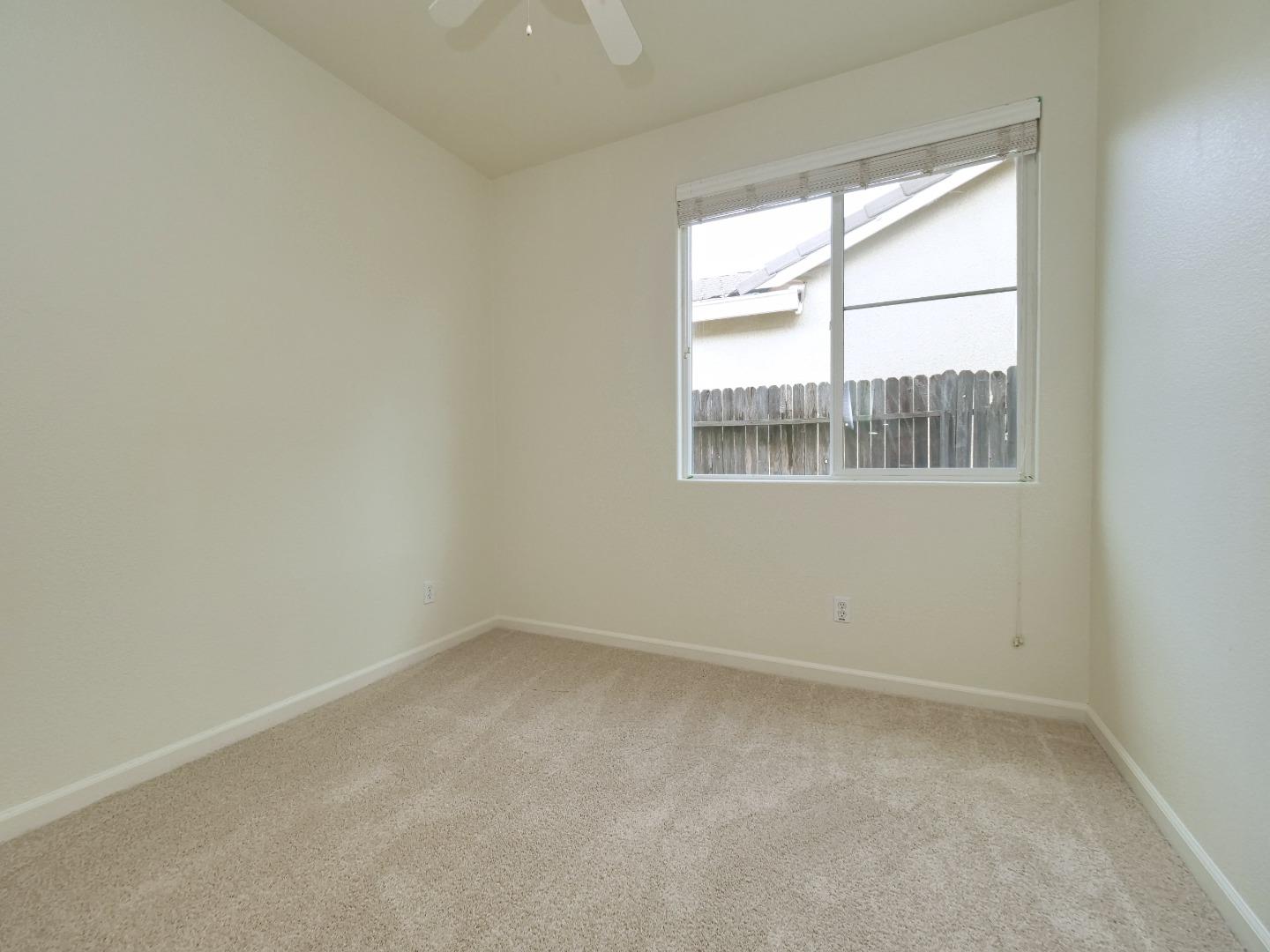 Detail Gallery Image 35 of 48 For 5721 Beadnell Way, Sacramento,  CA 95835 - 4 Beds | 2 Baths