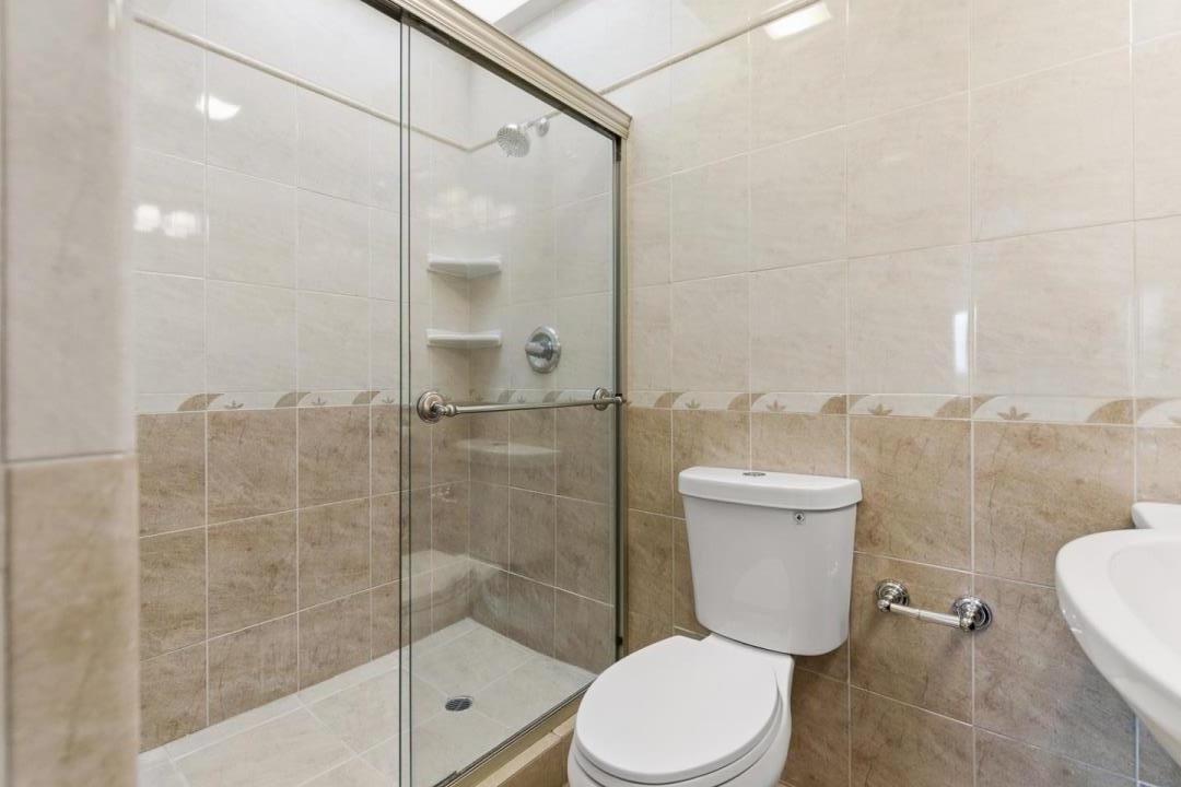 Detail Gallery Image 28 of 36 For 2824 Santiago St, San Francisco,  CA 94116 - 3 Beds | 2 Baths