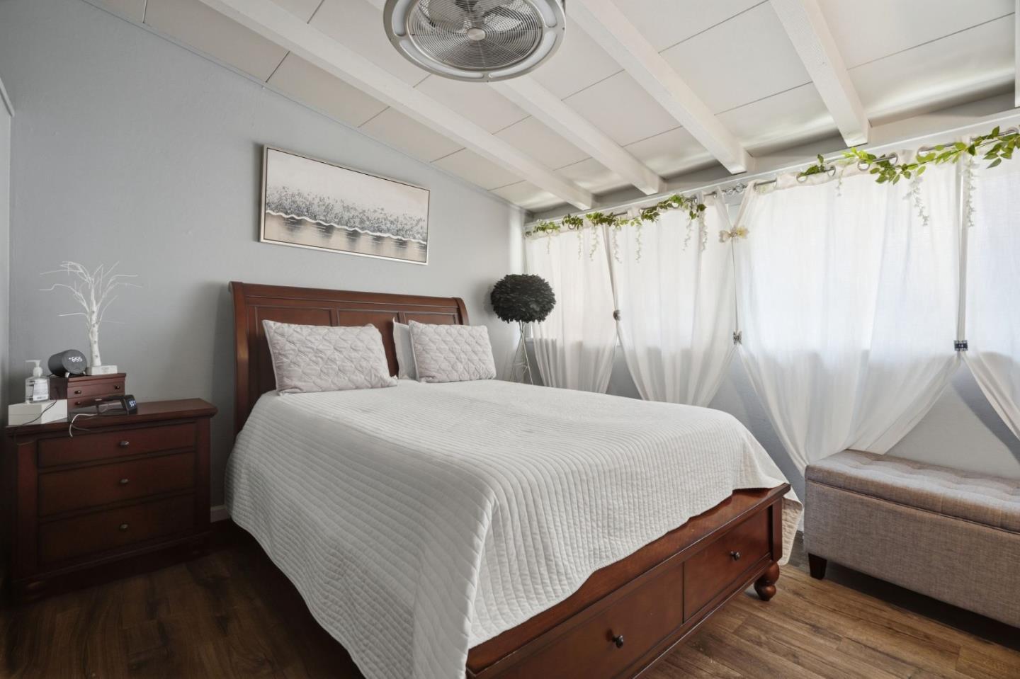 Detail Gallery Image 14 of 19 For 1191 Manzano Way, Sunnyvale,  CA 94089 - 3 Beds | 3 Baths