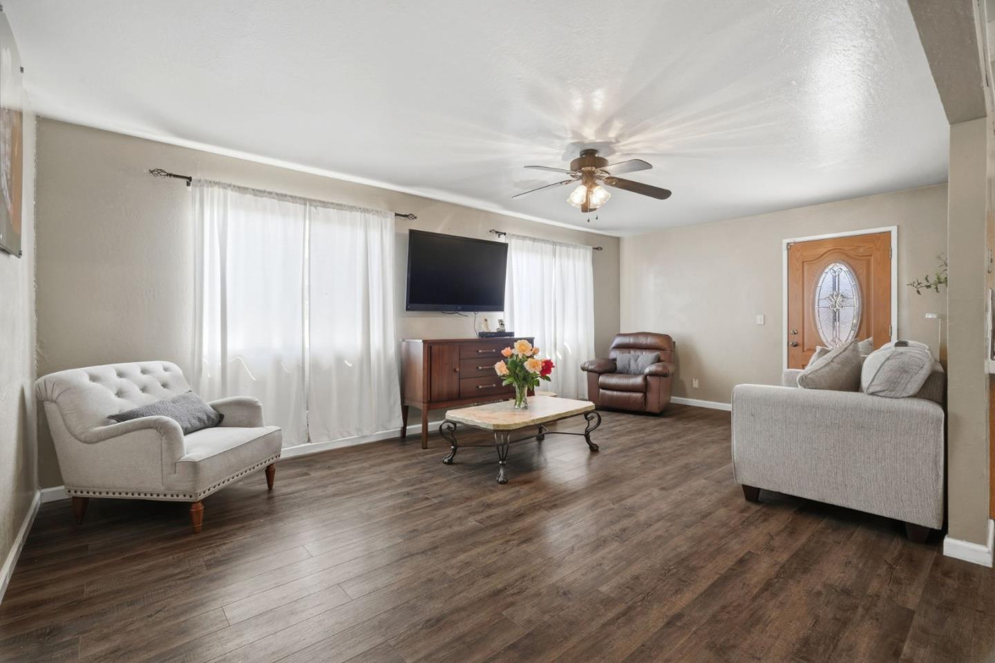 Detail Gallery Image 2 of 19 For 1191 Manzano Way, Sunnyvale,  CA 94089 - 3 Beds | 3 Baths