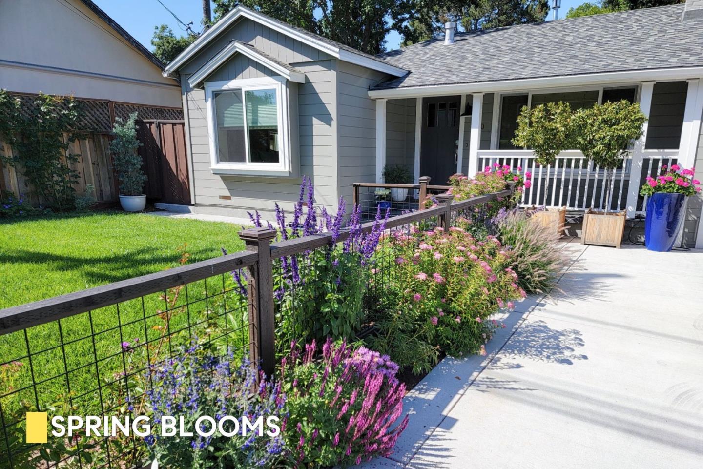 Detail Gallery Image 2 of 40 For 380 San Carlos Ave, Redwood City,  CA 94061 - 3 Beds | 2 Baths