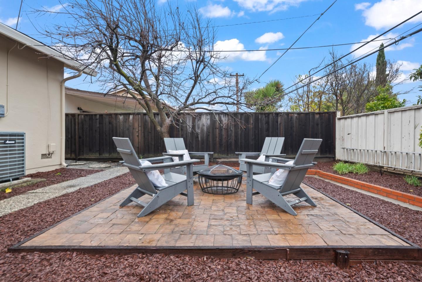 Detail Gallery Image 16 of 17 For 5005 Doyle Rd, San Jose,  CA 95129 - 3 Beds | 2 Baths