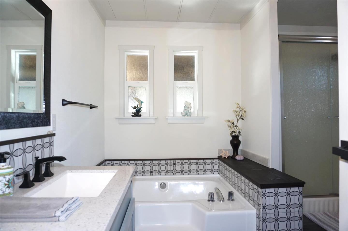 Detail Gallery Image 25 of 39 For 690 Persian Dr #61,  Sunnyvale,  CA 94089 - 2 Beds | 2 Baths