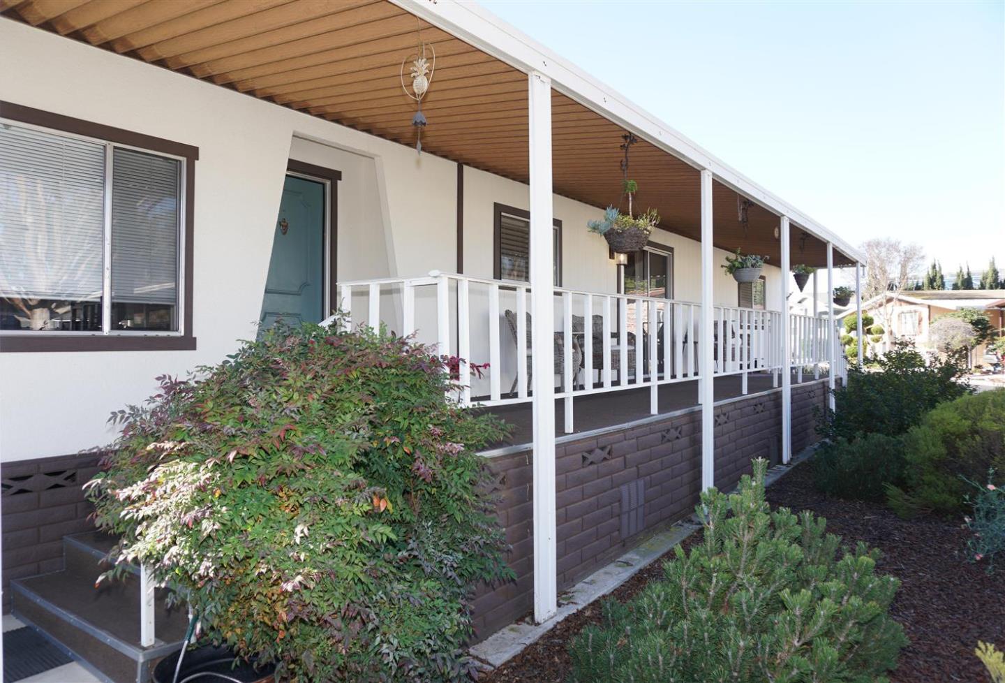 Detail Gallery Image 5 of 39 For 690 Persian Dr #61,  Sunnyvale,  CA 94089 - 2 Beds | 2 Baths