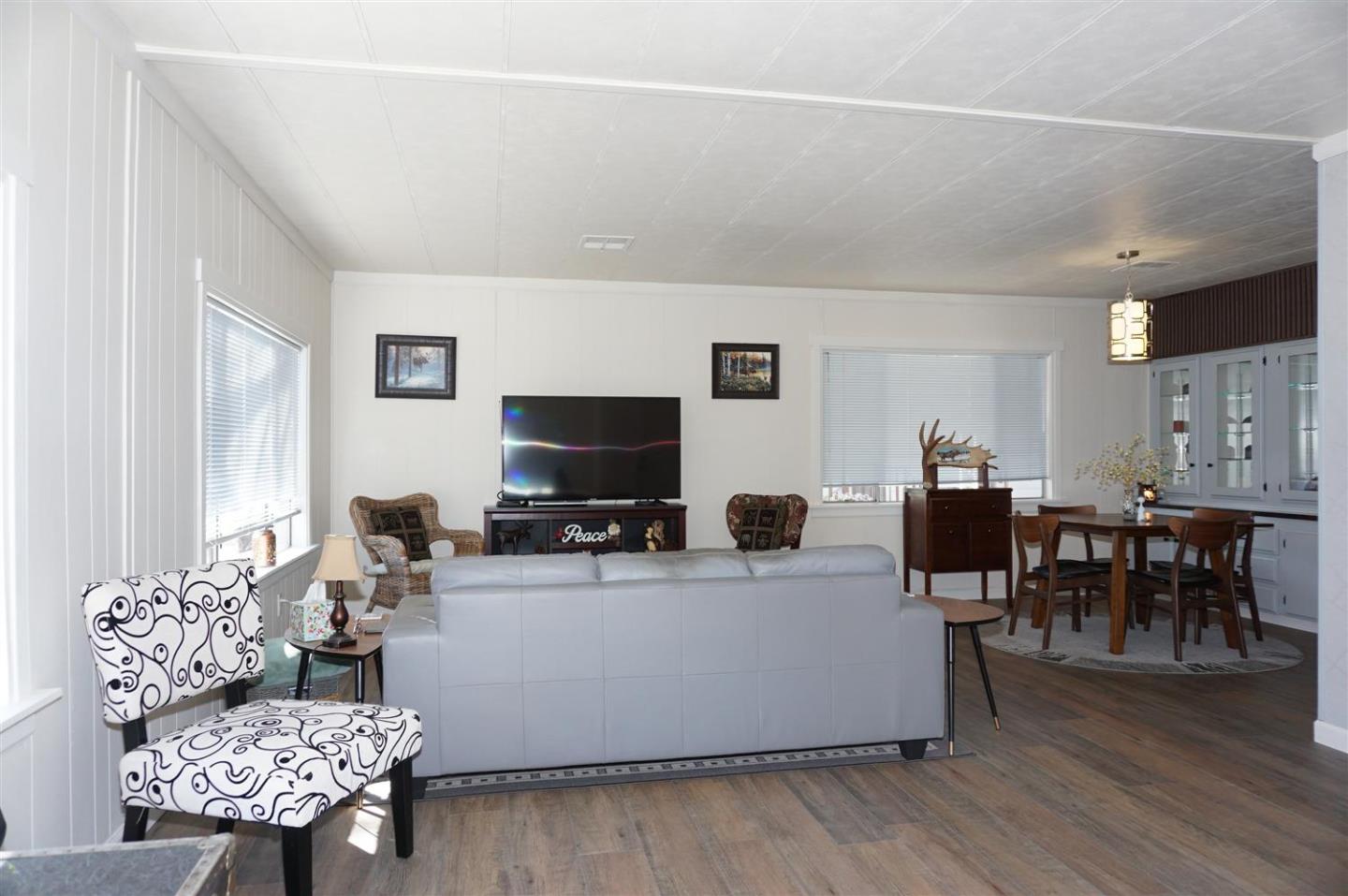 Detail Gallery Image 8 of 39 For 690 Persian Dr #61,  Sunnyvale,  CA 94089 - 2 Beds | 2 Baths