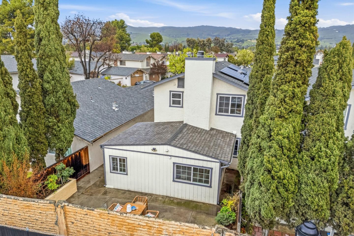 Detail Gallery Image 4 of 36 For 1776 Home Gate Dr, San Jose,  CA 95148 - 3 Beds | 2/1 Baths