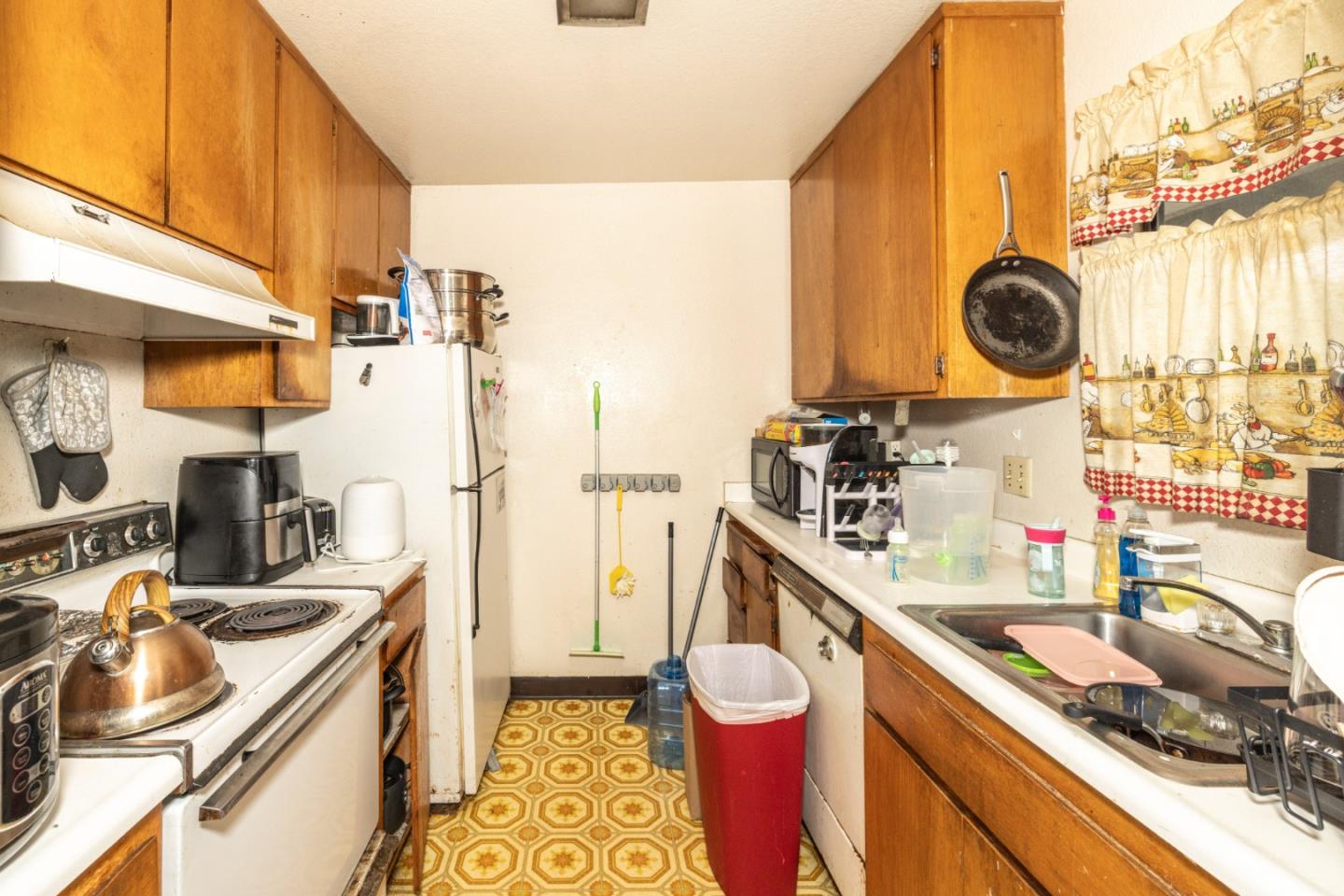 Detail Gallery Image 33 of 44 For 515 Baden Ave, South San Francisco,  CA 94080 - – Beds | – Baths