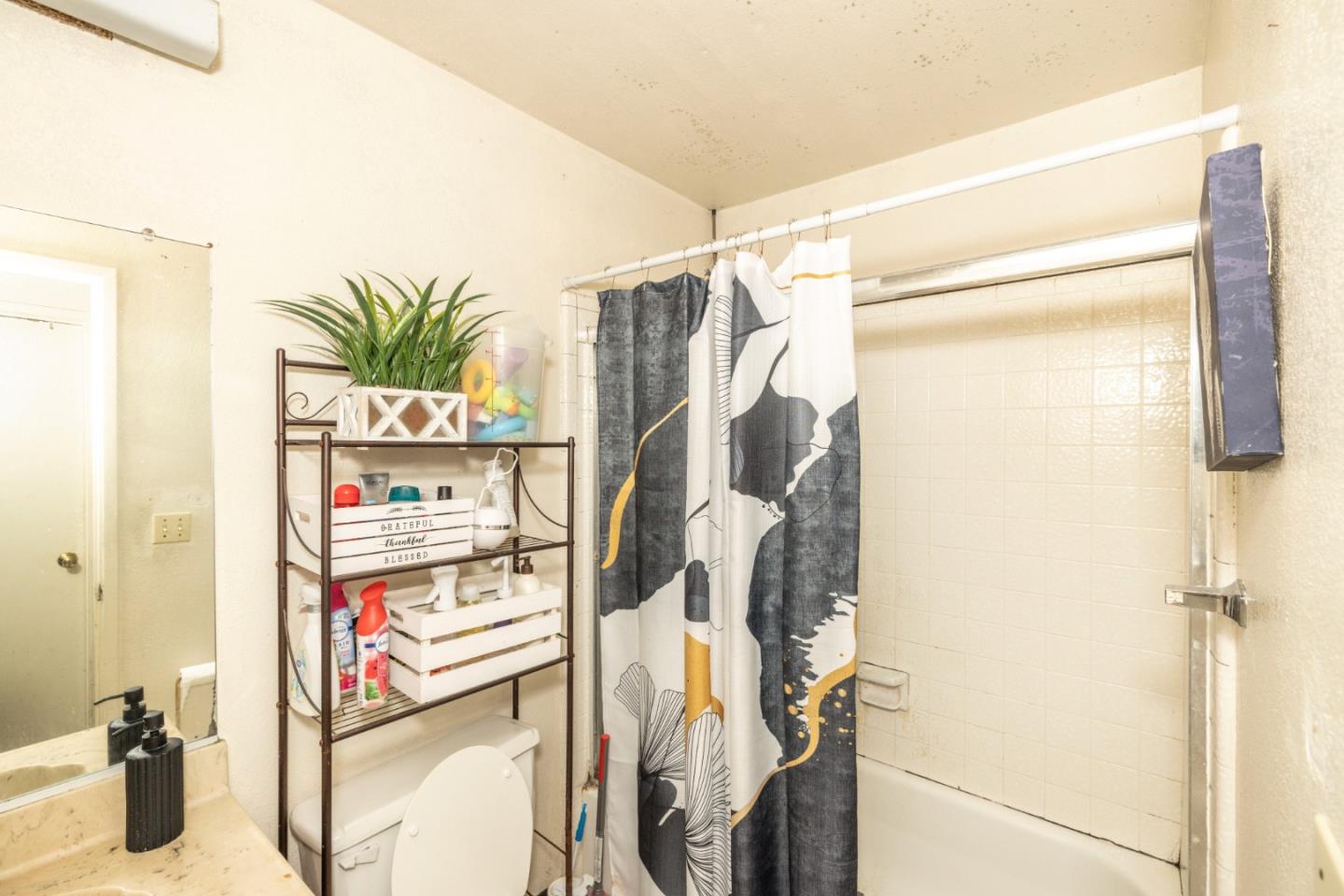 Detail Gallery Image 34 of 44 For 515 Baden Ave, South San Francisco,  CA 94080 - – Beds | – Baths