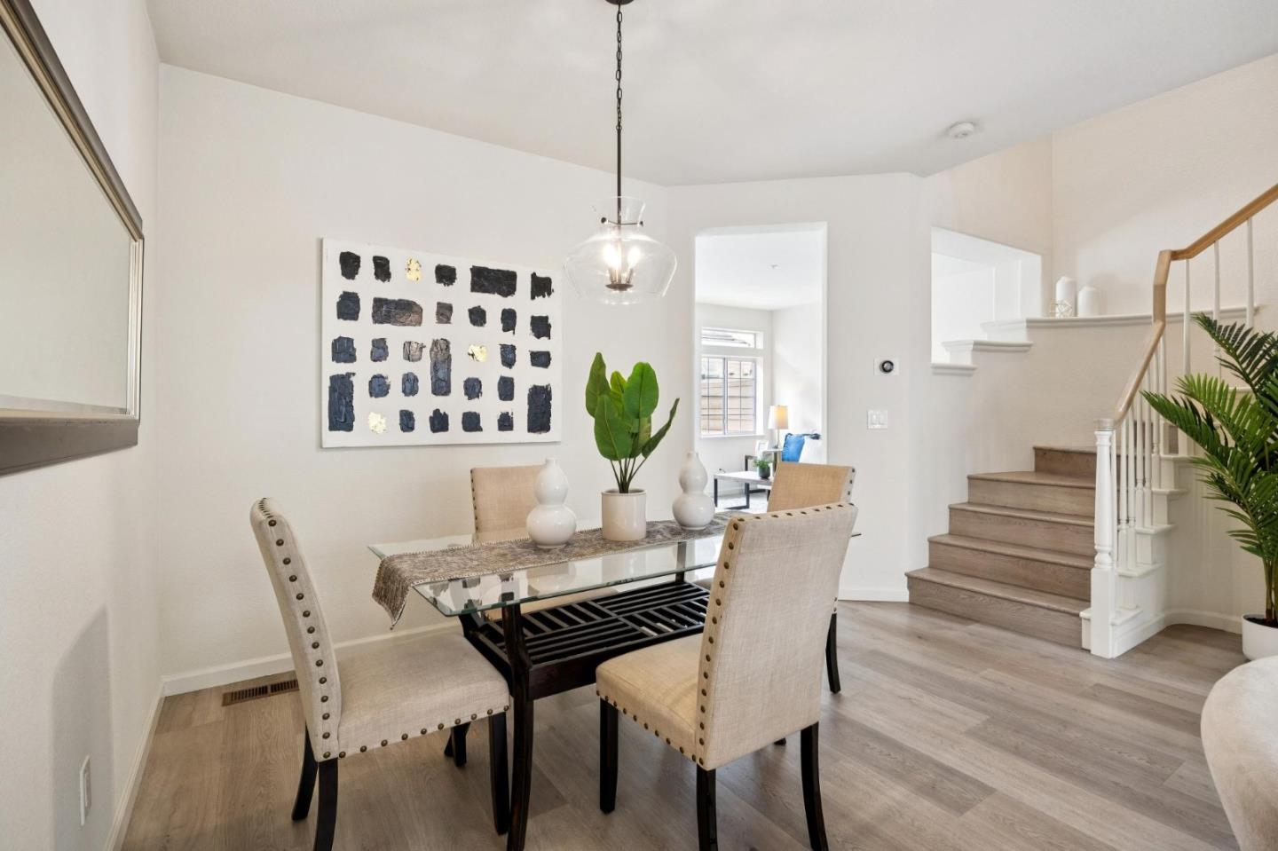 Detail Gallery Image 12 of 50 For 1148 La Rochelle Ter #F,  Sunnyvale,  CA 94089 - 3 Beds | 2/1 Baths