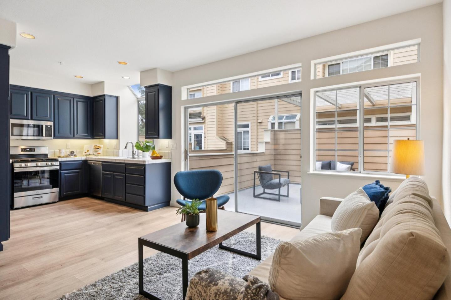 Detail Gallery Image 17 of 50 For 1148 La Rochelle Ter #F,  Sunnyvale,  CA 94089 - 3 Beds | 2/1 Baths