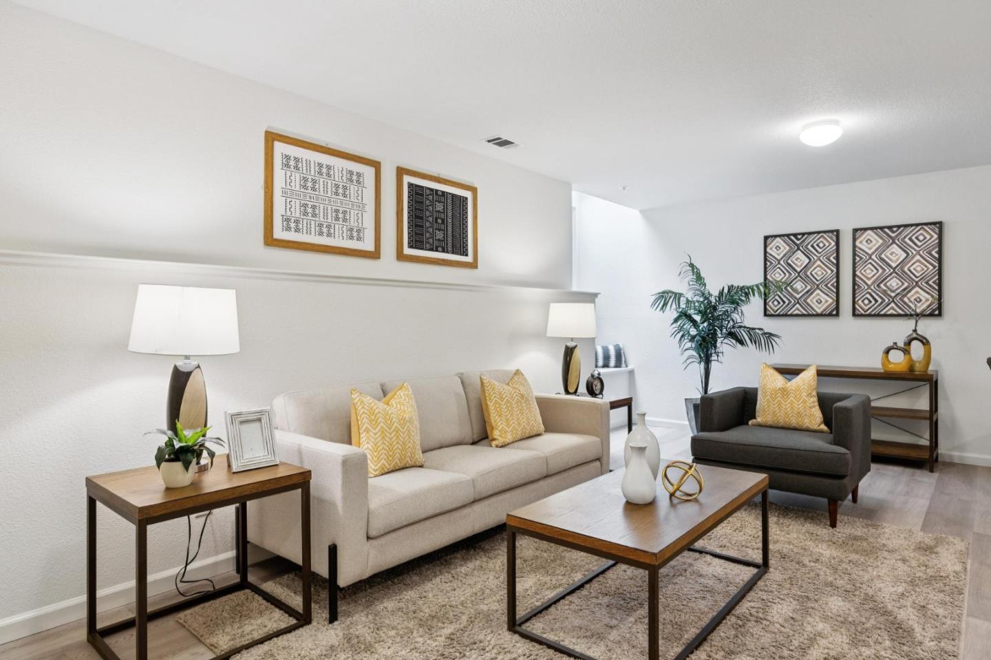 Detail Gallery Image 22 of 50 For 1148 La Rochelle Ter #F,  Sunnyvale,  CA 94089 - 3 Beds | 2/1 Baths