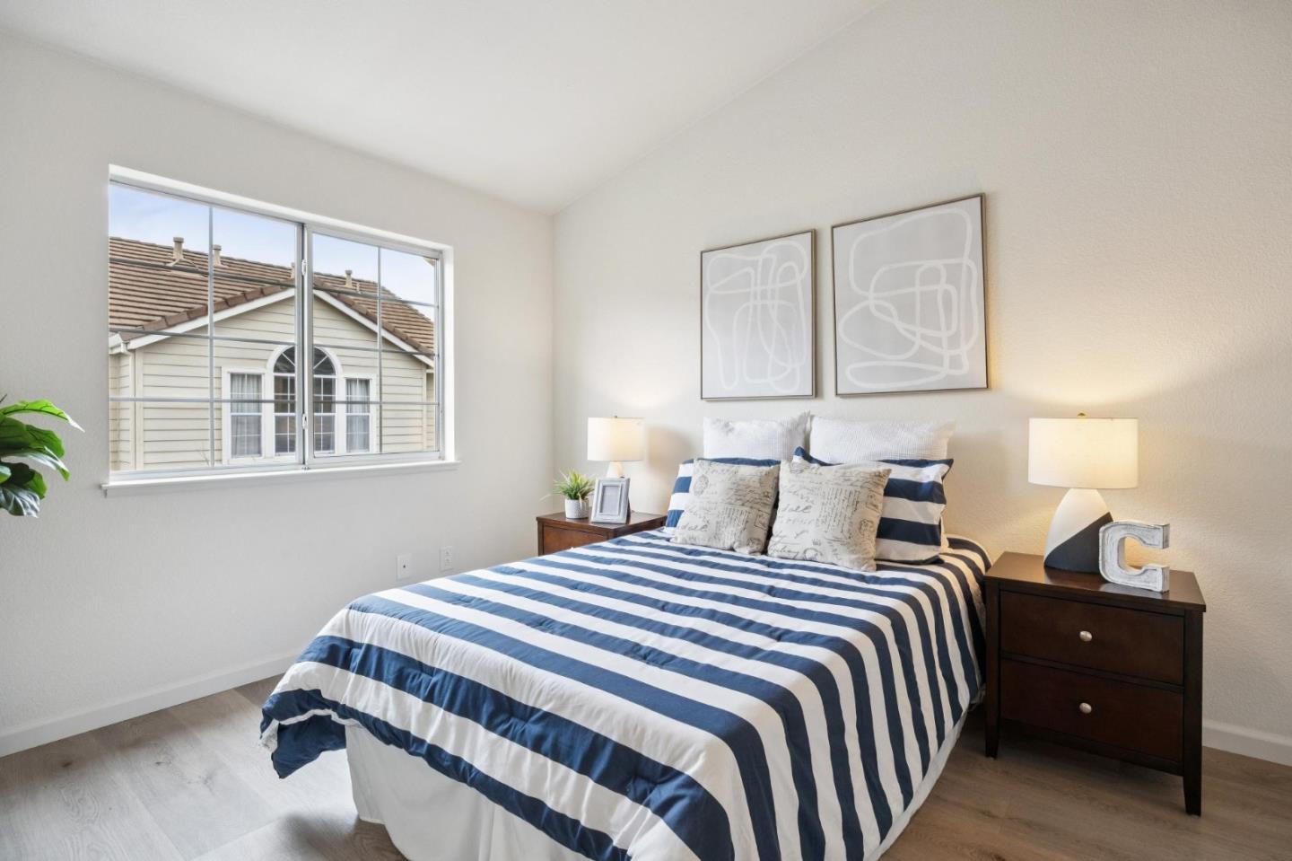 Detail Gallery Image 30 of 50 For 1148 La Rochelle Ter #F,  Sunnyvale,  CA 94089 - 3 Beds | 2/1 Baths