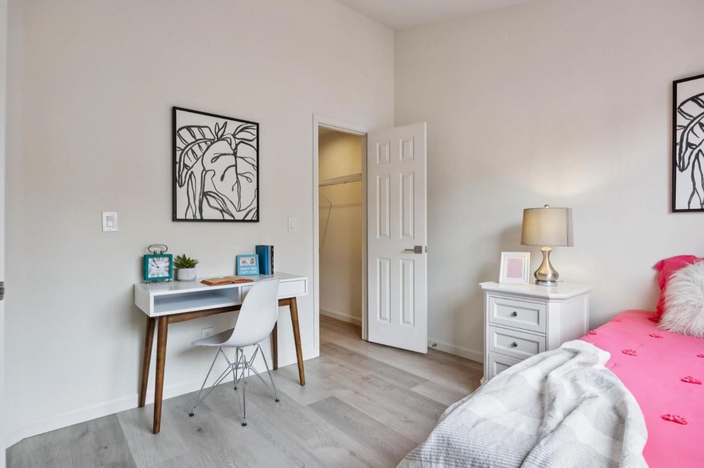 Detail Gallery Image 33 of 50 For 1148 La Rochelle Ter #F,  Sunnyvale,  CA 94089 - 3 Beds | 2/1 Baths