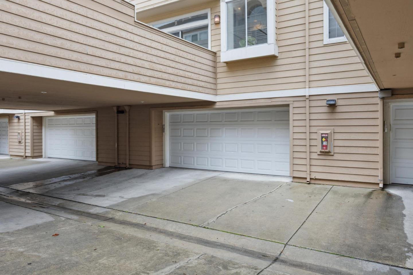 Detail Gallery Image 46 of 50 For 1148 La Rochelle Ter #F,  Sunnyvale,  CA 94089 - 3 Beds | 2/1 Baths