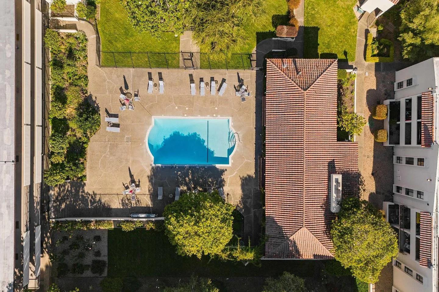 Detail Gallery Image 36 of 37 For 500 Glenwood #123,  Monterey,  CA 93940 - 1 Beds | 1 Baths