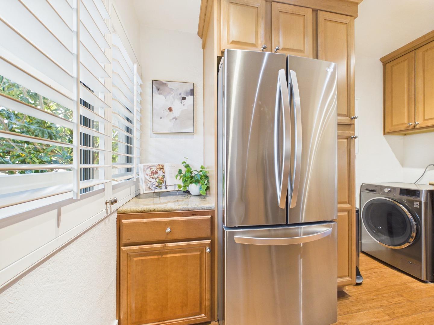 Detail Gallery Image 7 of 37 For 500 Glenwood #123,  Monterey,  CA 93940 - 1 Beds | 1 Baths