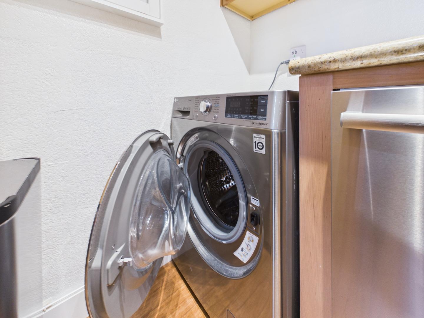 Detail Gallery Image 8 of 37 For 500 Glenwood #123,  Monterey,  CA 93940 - 1 Beds | 1 Baths