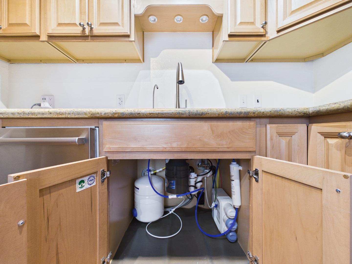 Detail Gallery Image 9 of 37 For 500 Glenwood #123,  Monterey,  CA 93940 - 1 Beds | 1 Baths