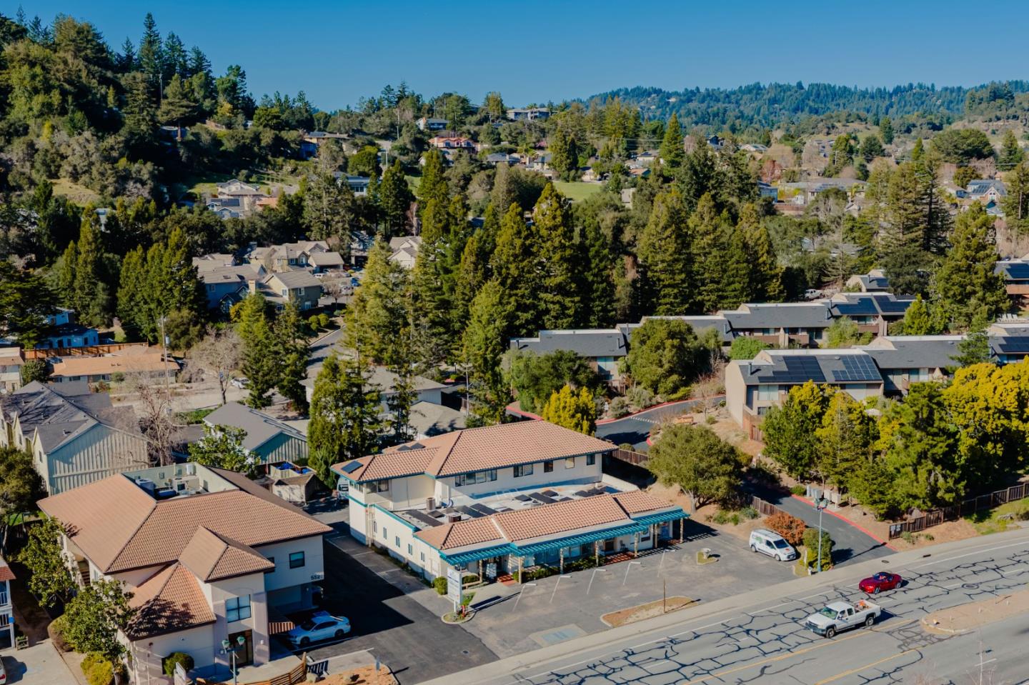 Detail Gallery Image 3 of 16 For 5523 Scotts Valley Dr, Scotts Valley,  CA 95066 - – Beds | – Baths