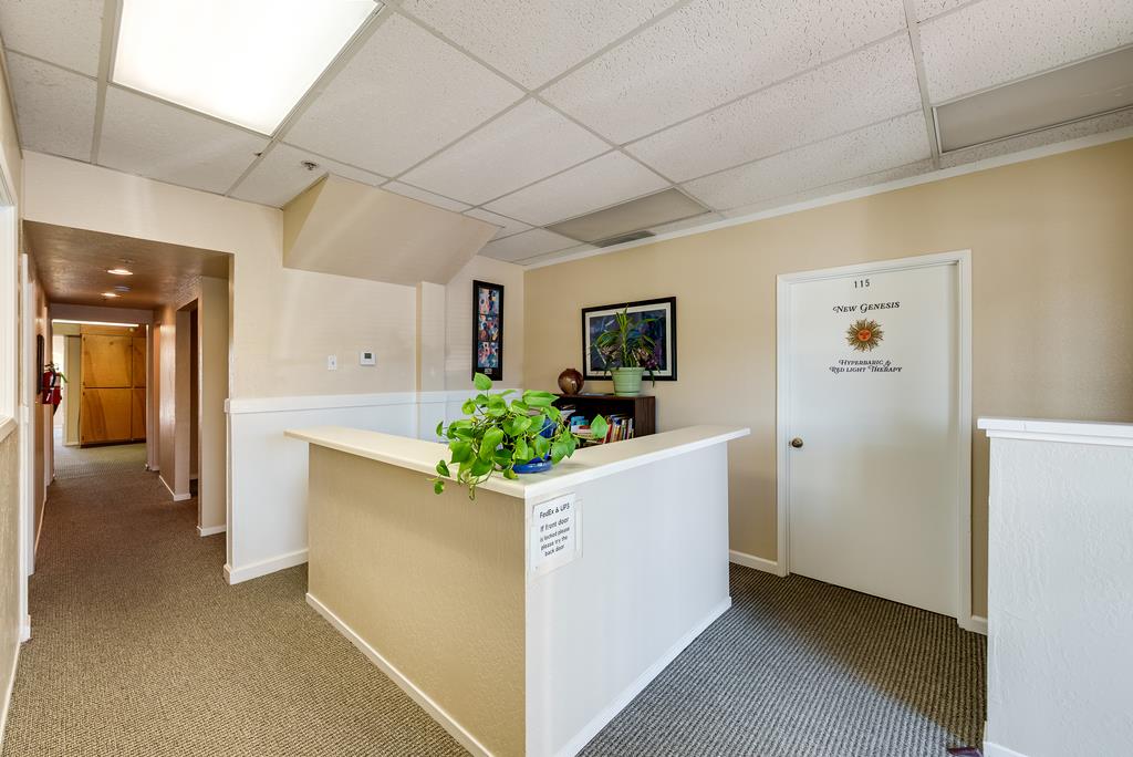 Detail Gallery Image 5 of 16 For 5523 Scotts Valley Dr, Scotts Valley,  CA 95066 - – Beds | – Baths