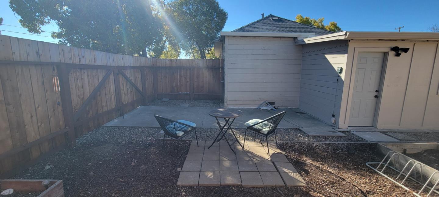 Detail Gallery Image 19 of 21 For 1686 Linden Street, Livermore,  CA 94551 - 3 Beds | 2 Baths