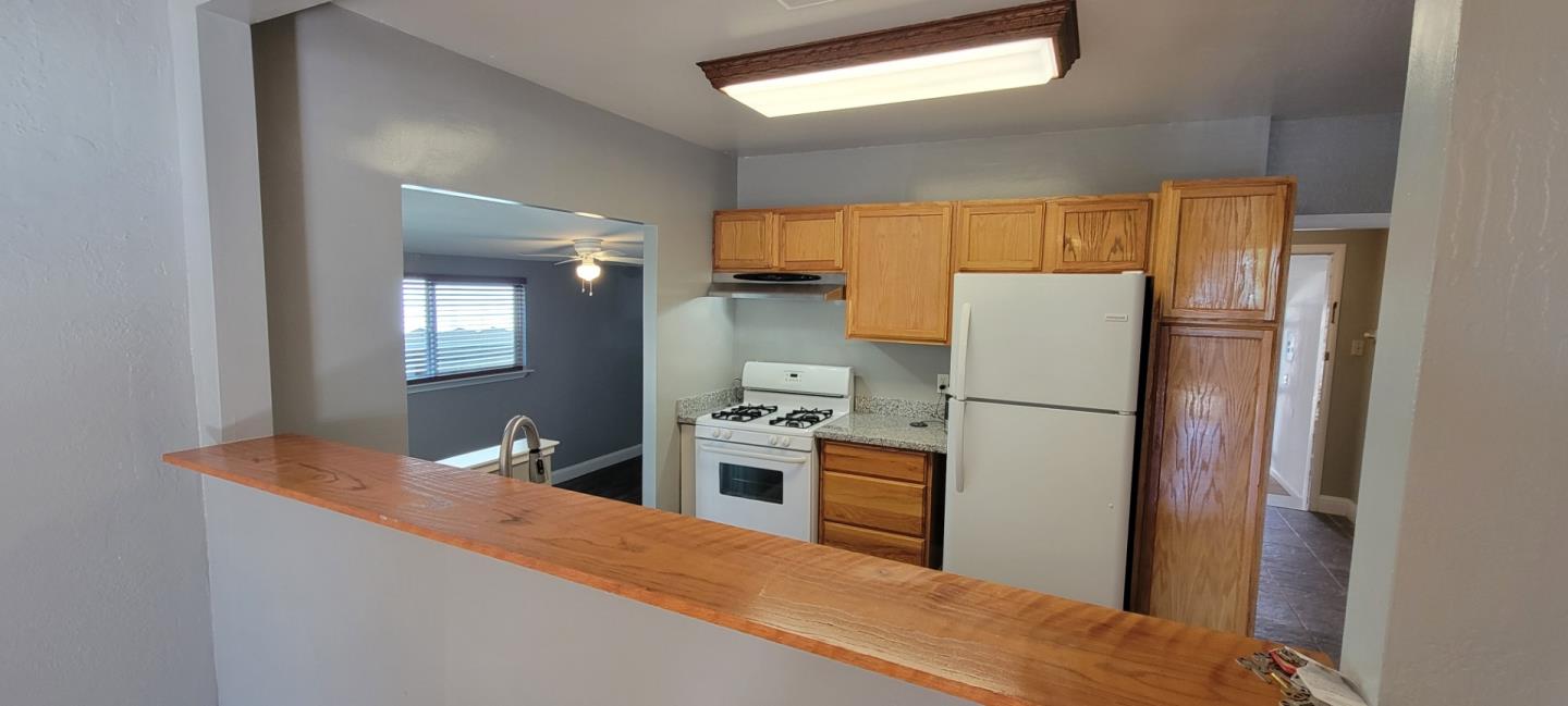 Detail Gallery Image 4 of 21 For 1686 Linden Street, Livermore,  CA 94551 - 3 Beds | 2 Baths