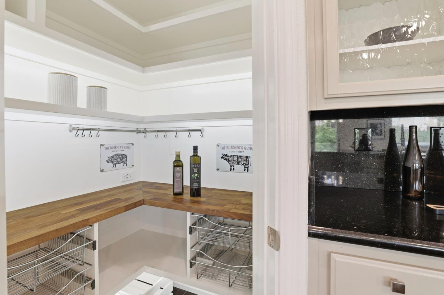 Detail Gallery Image 16 of 48 For 868 Skyridge Dr, Pacifica,  CA 94044 - 5 Beds | 4/1 Baths