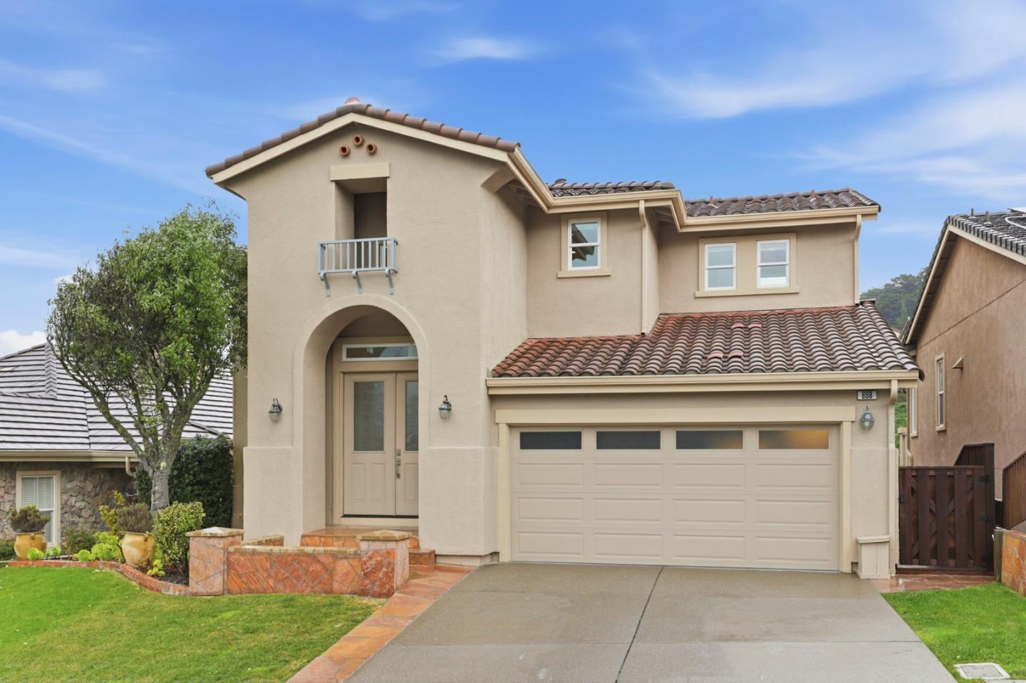 Detail Gallery Image 2 of 48 For 868 Skyridge Dr, Pacifica,  CA 94044 - 5 Beds | 4/1 Baths