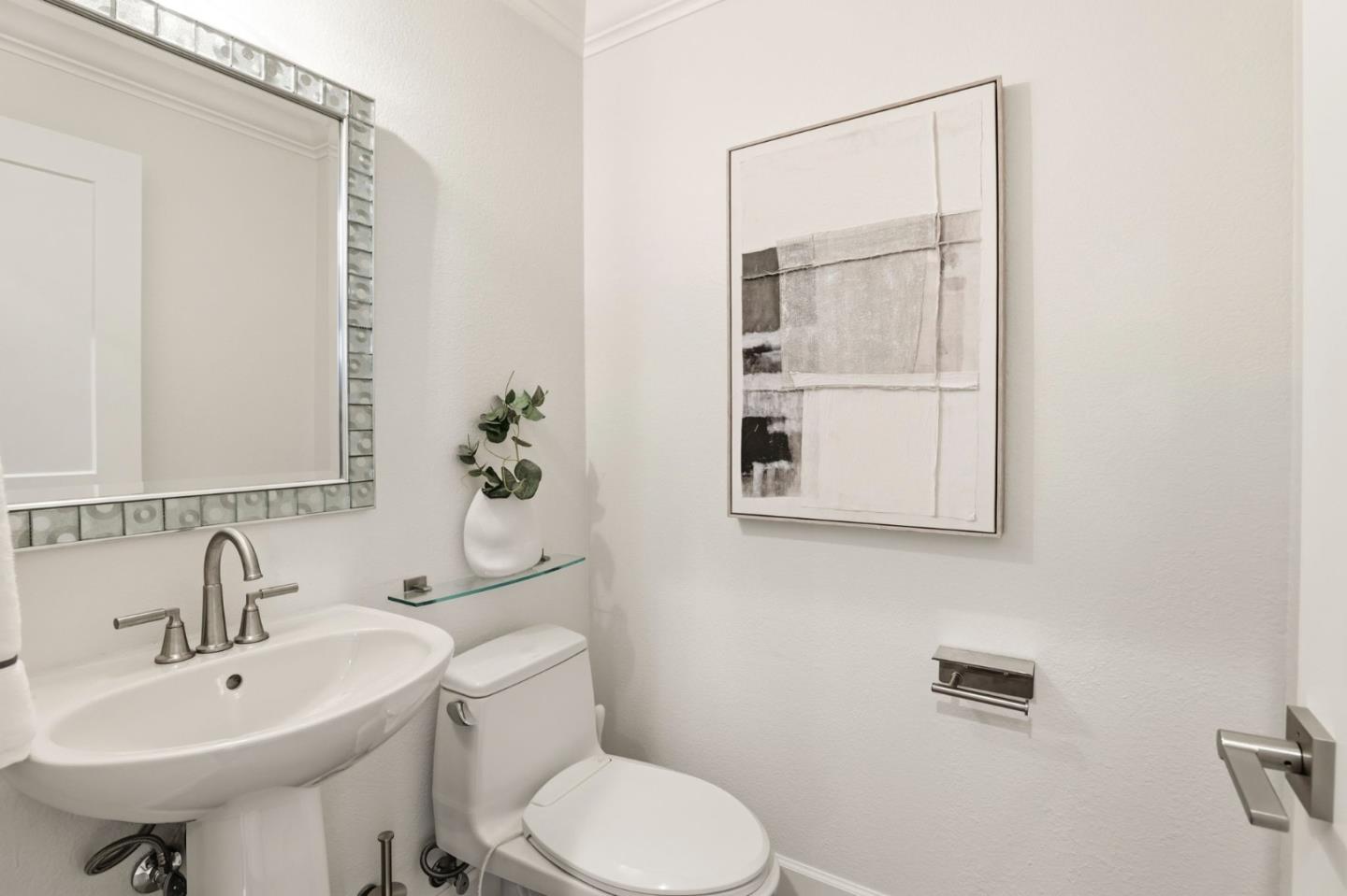 Detail Gallery Image 7 of 48 For 868 Skyridge Dr, Pacifica,  CA 94044 - 5 Beds | 4/1 Baths