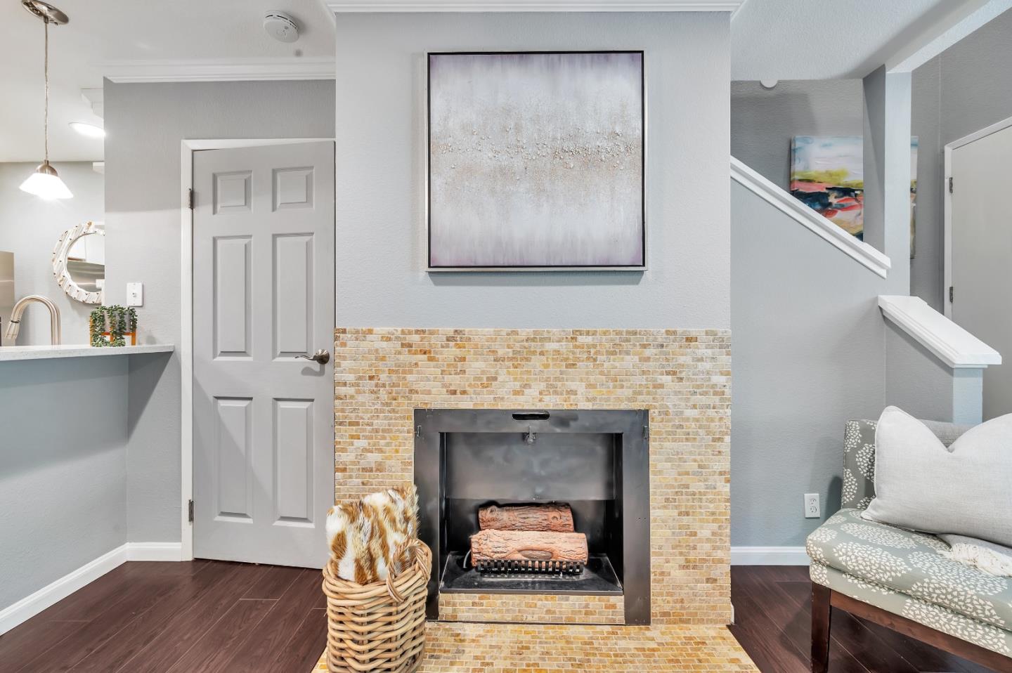 Detail Gallery Image 5 of 26 For 355 Half Moon Ln #9,  Daly City,  CA 94015 - 1 Beds | 1 Baths