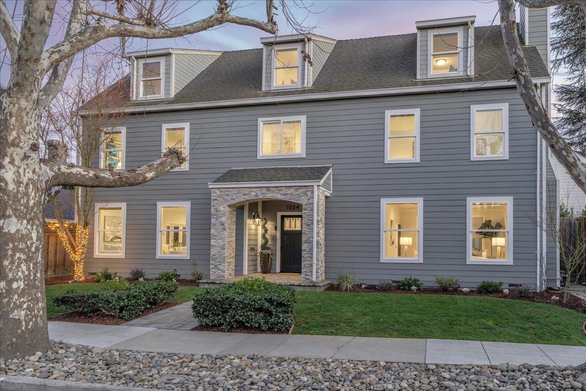 Detail Gallery Image 5 of 63 For 1224 Glenwood Ave, San Jose,  CA 95125 - 4 Beds | 3/1 Baths