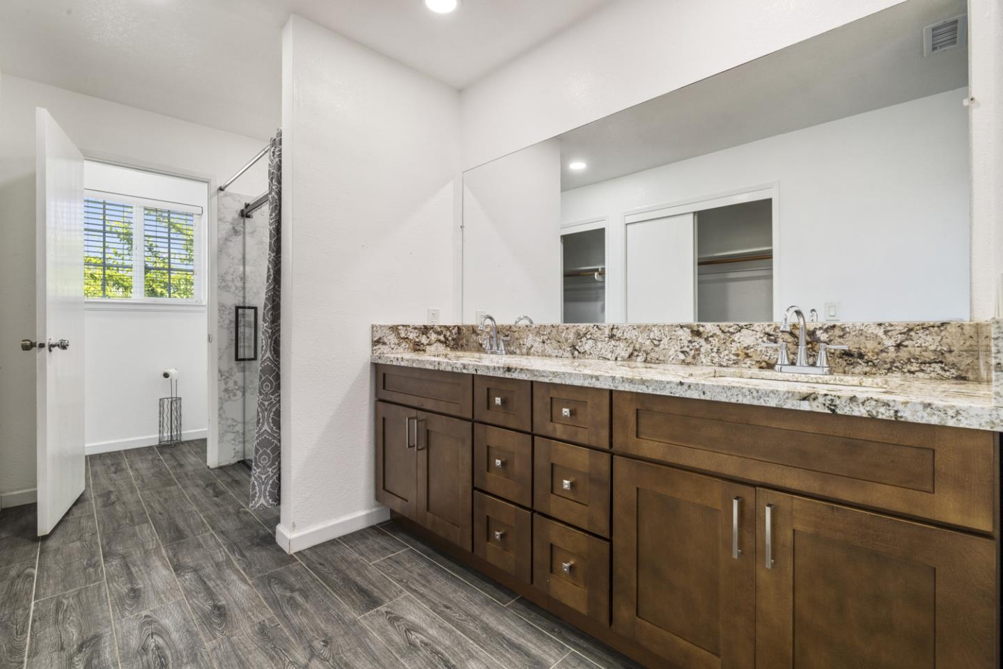 Detail Gallery Image 29 of 50 For 800 Treasure Ln, Manteca,  CA 95337 - 5 Beds | 3 Baths