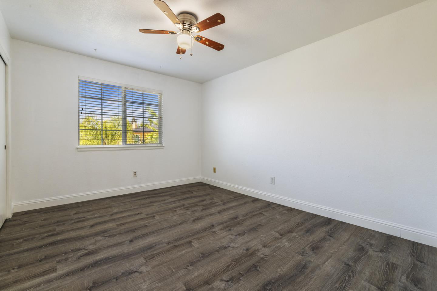 Detail Gallery Image 33 of 50 For 800 Treasure Ln, Manteca,  CA 95337 - 5 Beds | 3 Baths