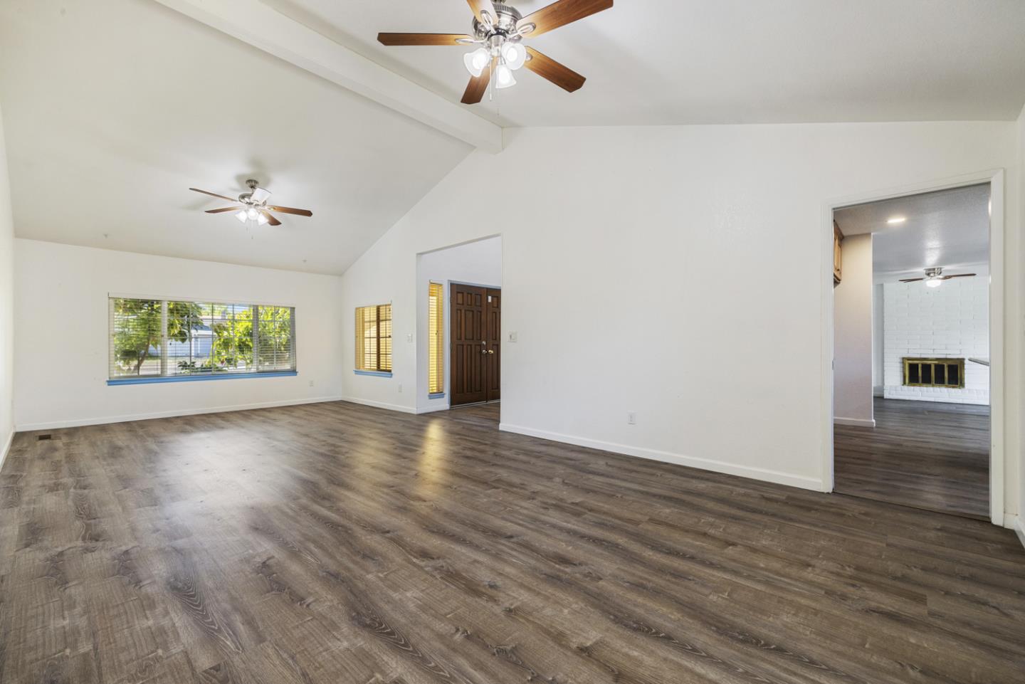 Detail Gallery Image 8 of 50 For 800 Treasure Ln, Manteca,  CA 95337 - 5 Beds | 3 Baths