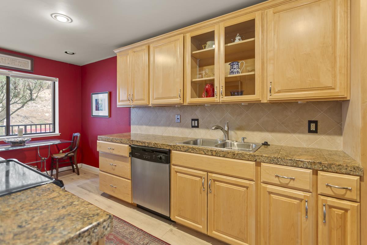 Detail Gallery Image 13 of 29 For 51 Shepherds Knls #51,  Pebble Beach,  CA 93953 - 2 Beds | 2 Baths