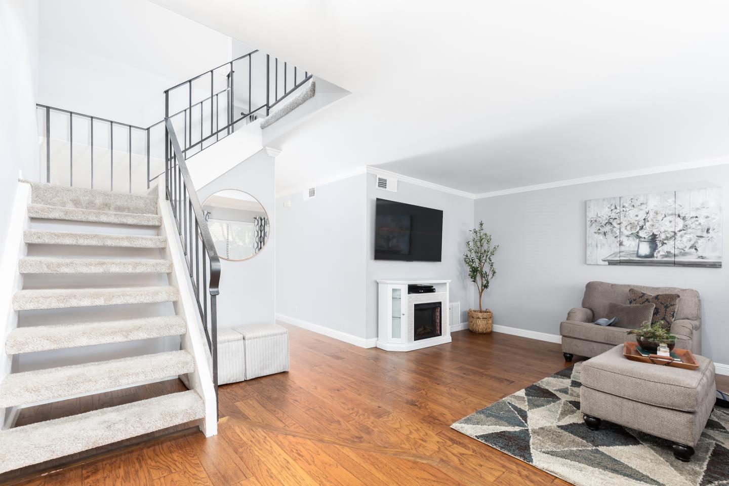 Detail Gallery Image 4 of 30 For 1133 Cooper River Dr, San Jose,  CA 95126 - 3 Beds | 1/1 Baths