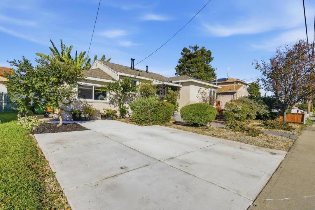 Detail Gallery Image 2 of 67 For 475 Nabor St, San Leandro,  CA 94578 - 3 Beds | 1 Baths